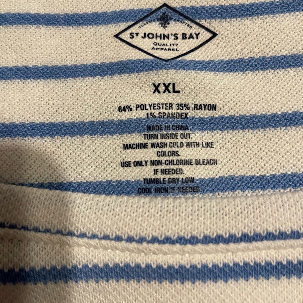 Women’s St. John’s Bay long sleeve Blue/White Top. Size XXL - Picture 3 of 5